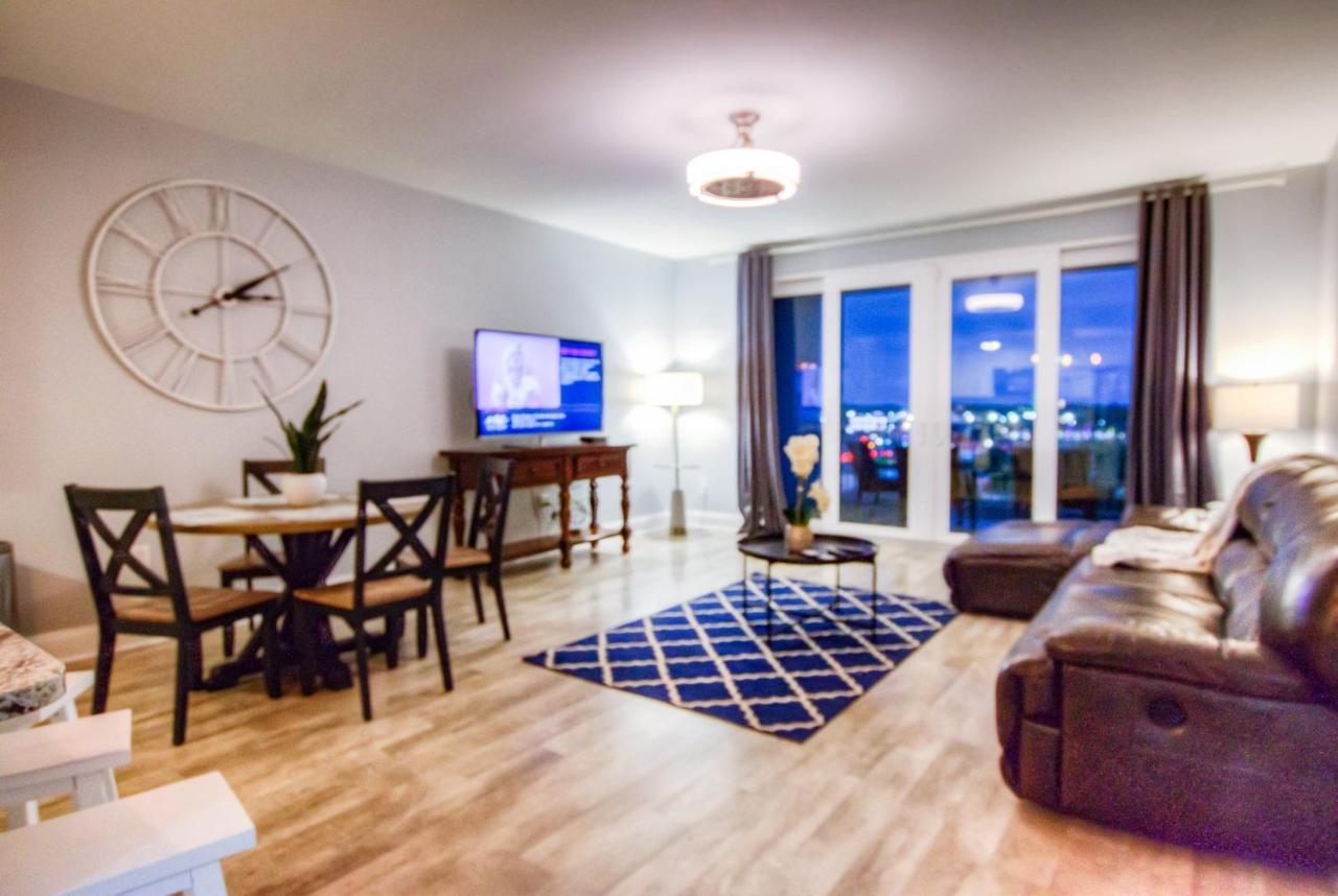 Brand New! Laketown Wharf 633! Amazing 3 Bd, Great Location, And Awesome Amenities! Панама-Сити Экстерьер фото